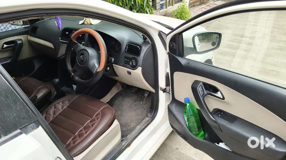 Volkswagen Polo Petrol 2011