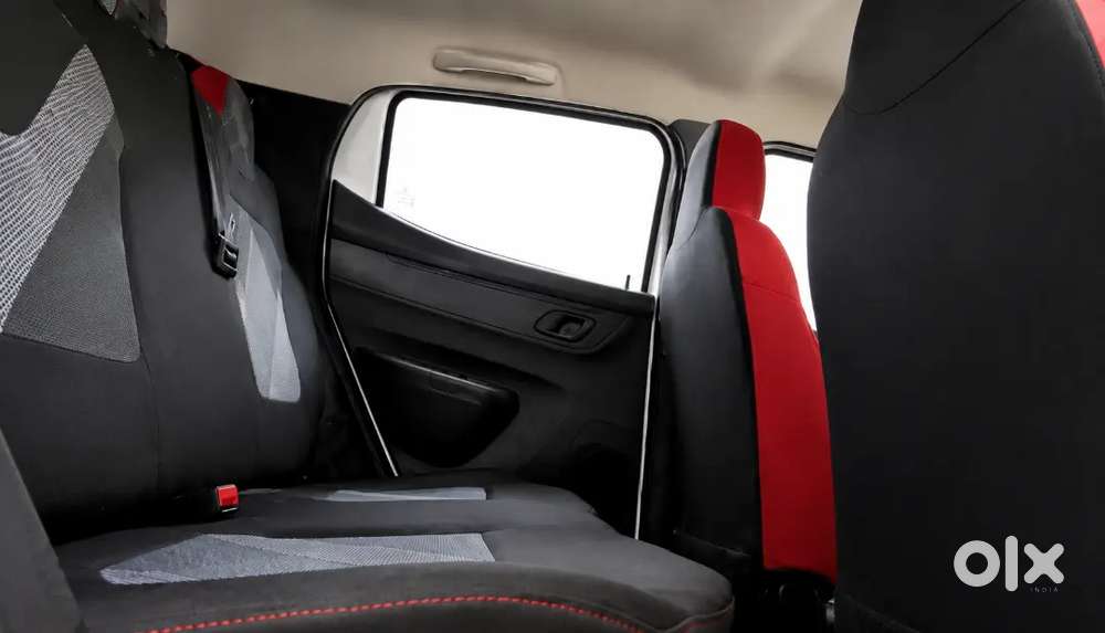 Renault Kwid 1.0 Rxt (o) &ndash; Top-end Variant  Excellent Condition