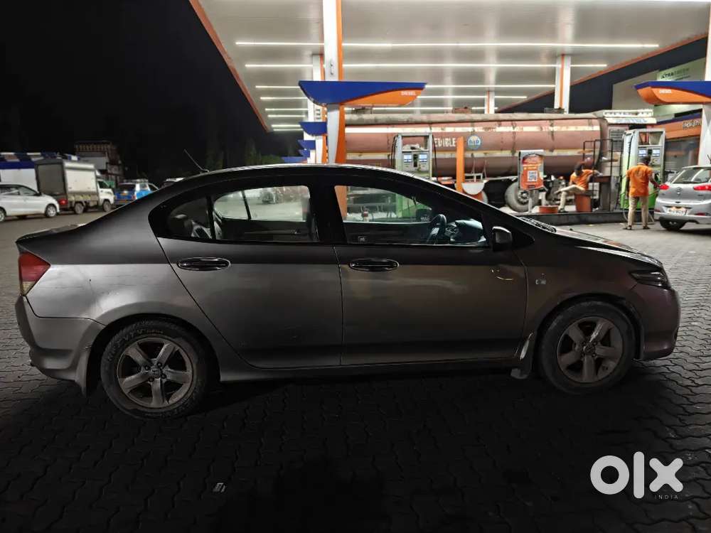 Honda City 2011 I-vtec – Excellent Condition  Passing Valid Till 2031
