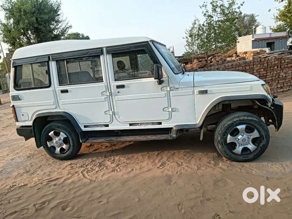 Mahindra Bolero 2012