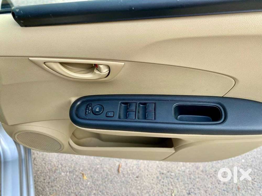 Honda Amaze 1.2 S I-vtec At, 2016, Cng & Hybrids