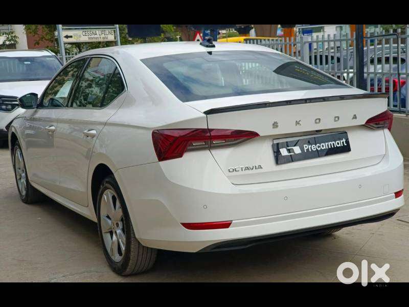 Skoda Octavia 2.0 Style Tsi At, 2021, Petrol