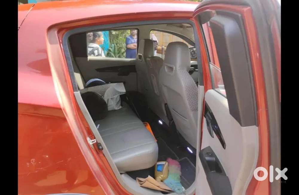 Mahindra Kuv 100 2016 Petrol Good Condition
