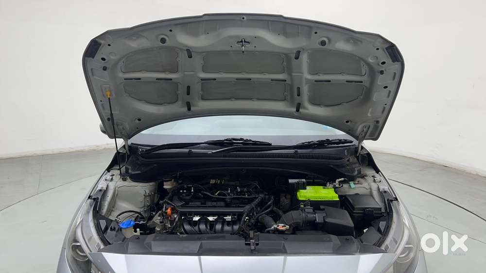 Hyundai New I20 1.2 Asta (o) Mt, 2023, Petrol