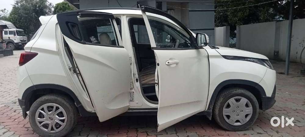 Mahindra Kuv 100, 2016, Petrol