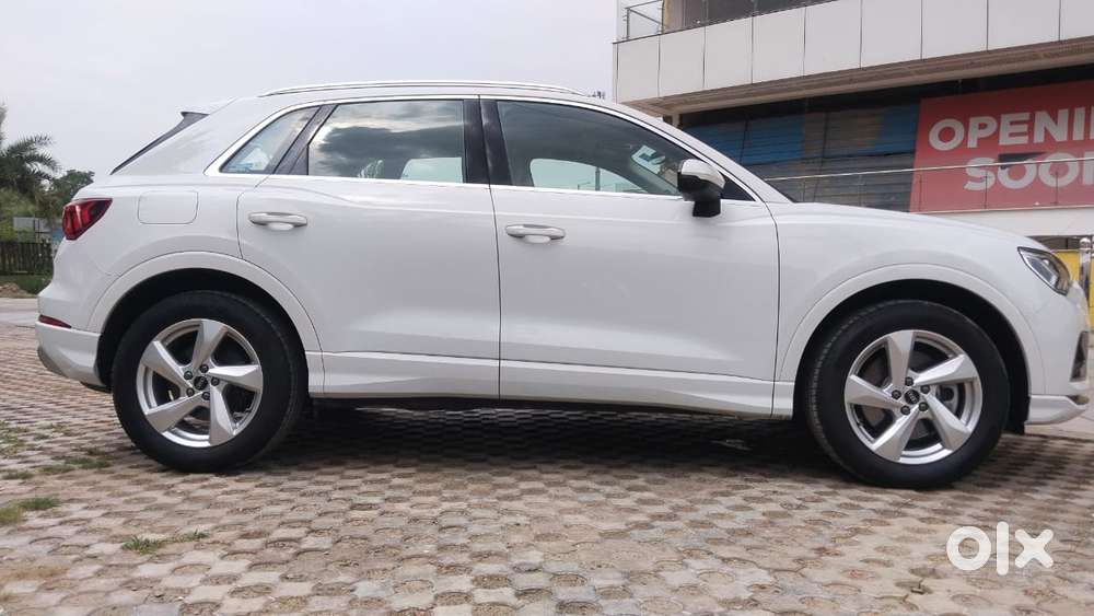 Audi Q3 40 Tfsi Premium Plus, 2025, Petrol