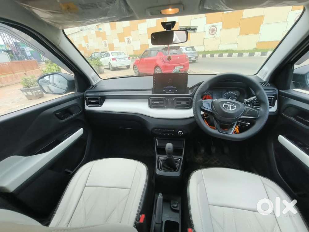 Tata Punch Creative Amt, 2022, Petrol