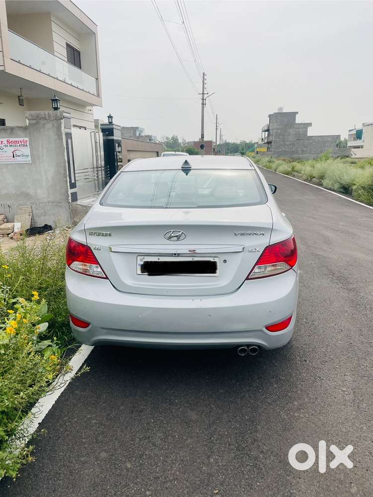 Hyundai Fluidic Verna 2012