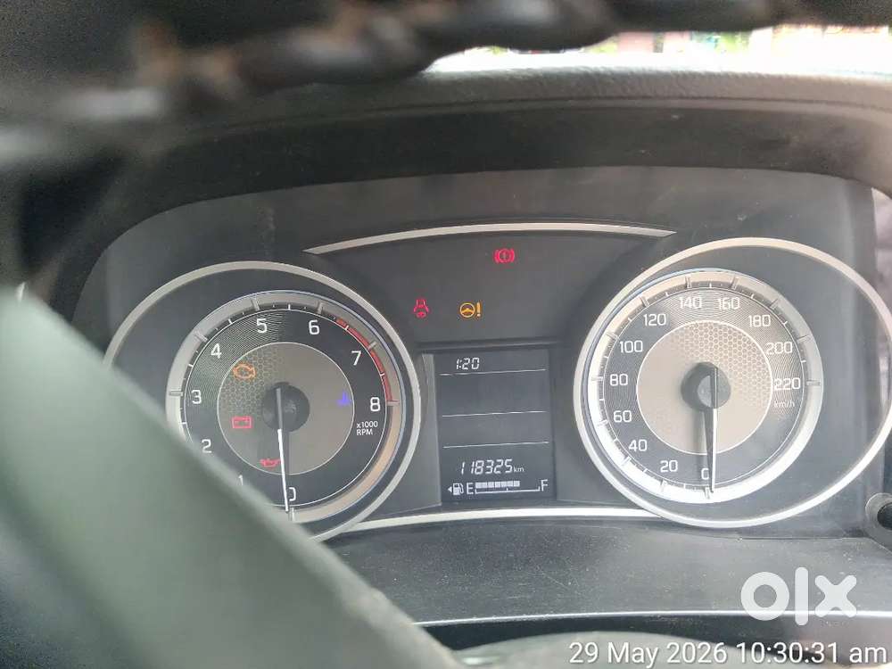 Swift Dzire Petrol ( Py 01 Reg)