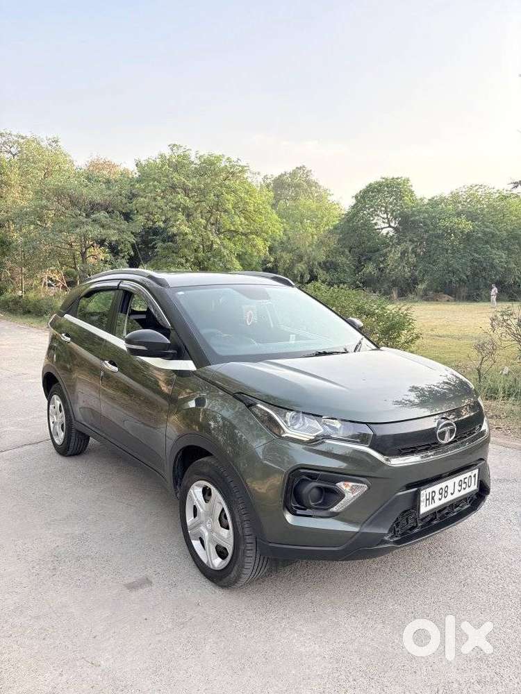 Tata Nexon 1.2 Revotron Xm (s), 2023, Petrol