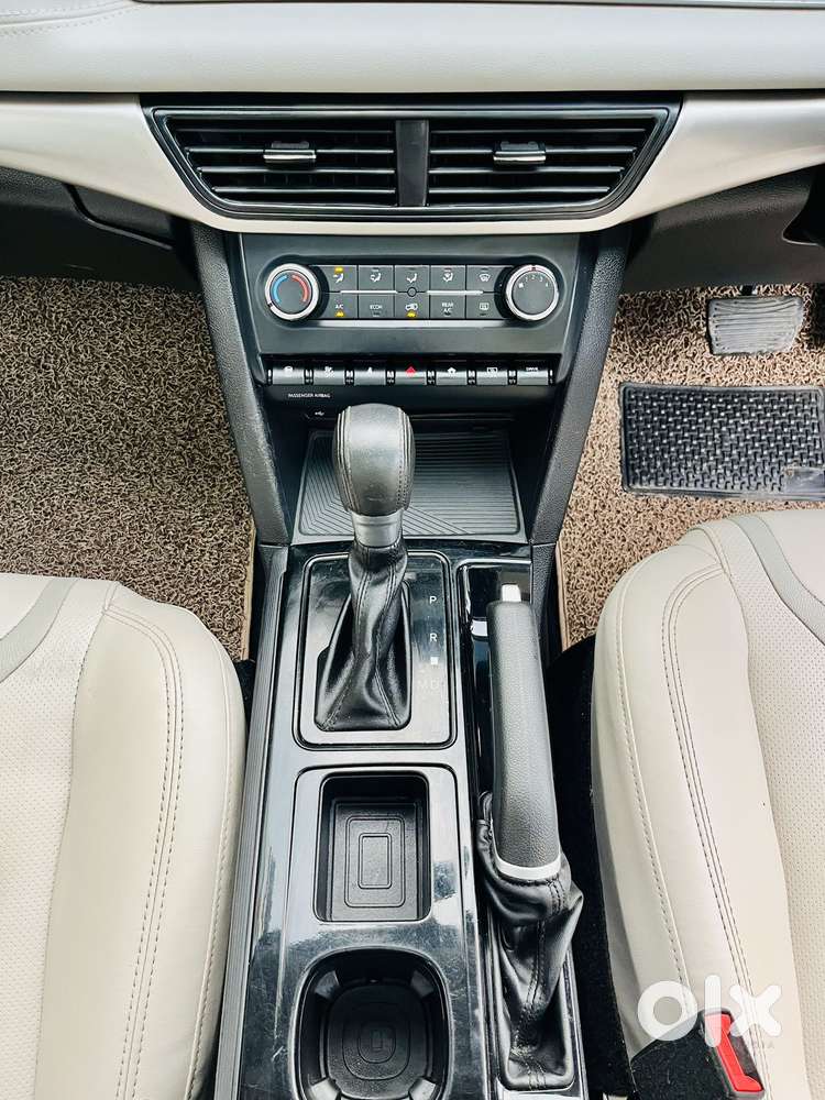 Mahindra Xuv700 2.2 Ax 5 Diesel At 7 Str, 2023, Diesel
