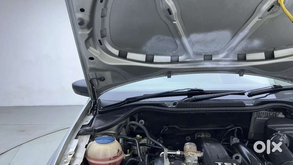 Volkswagen Vento 2010-2013 Petrol Highline, 2016, Petrol