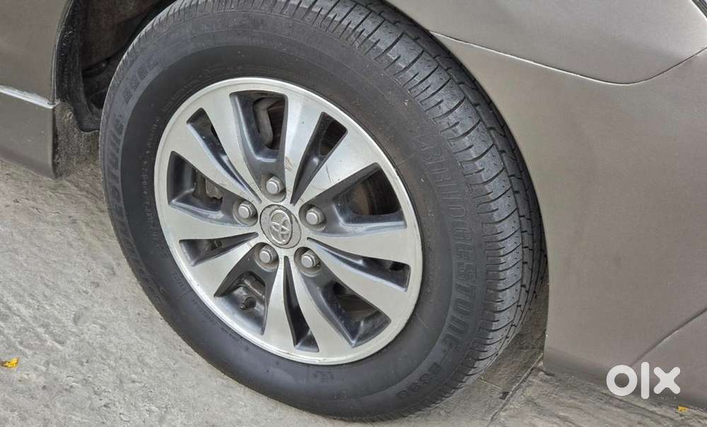 Toyota Innova 2015 Z Intercooler Diesel 130000 Km Driven