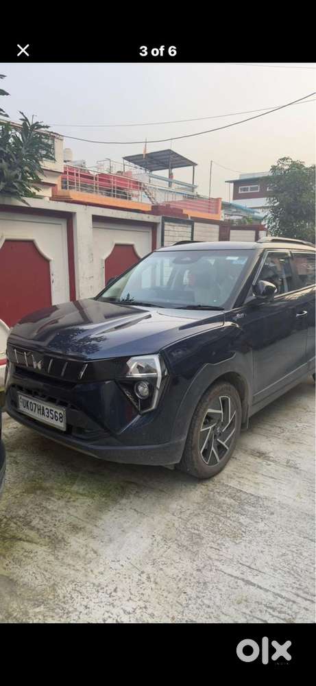 Mahindra Xuv 3xo 2025 Petrol 11000 Km Driven