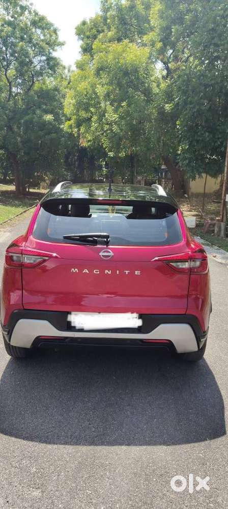 Nissan Magnite 1.0 Xv Premium Dual Tone, 2021, Petrol