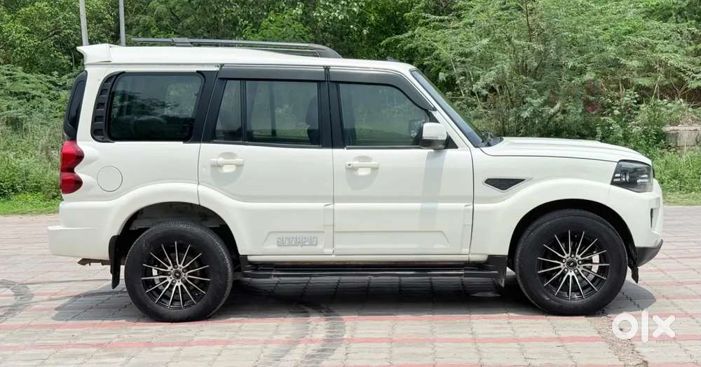 Mahindra Scorpio Classic, 2020, Diesel
