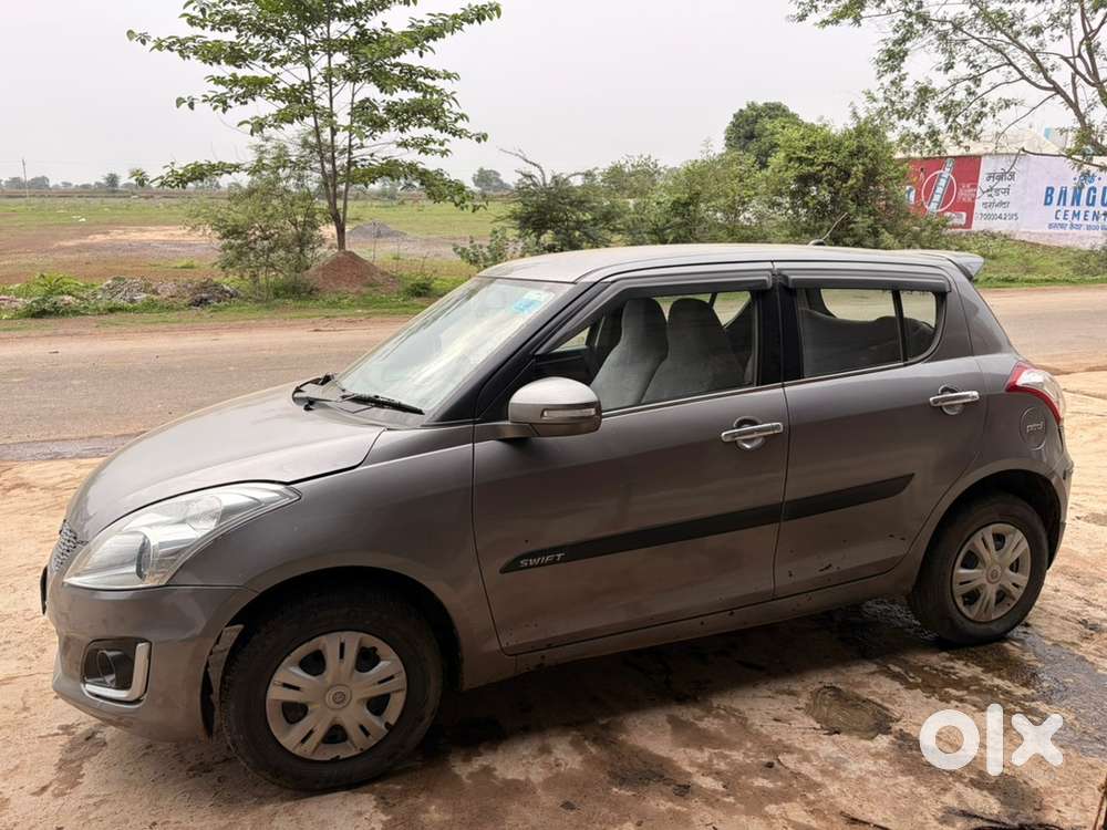 Well Maintained 2014 Petrol Automatic Car Sale Ke Liye Available Hai