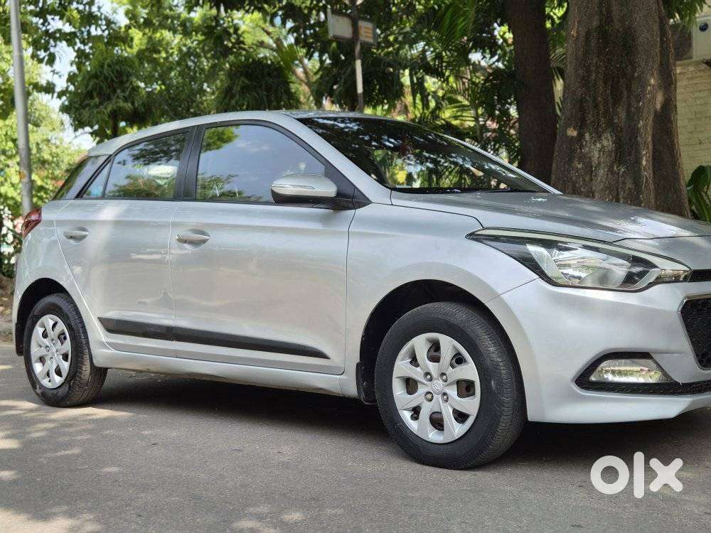 Hyundai I20 Sportz 1.2 Bs-iv, 2016, Petrol