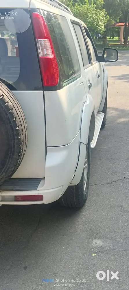 Ford Endeavour 2010 Diesel 110000 Km Driven