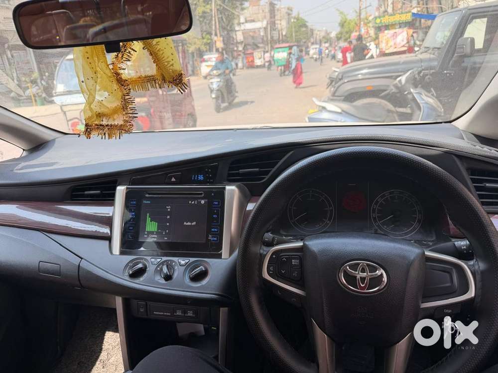 Toyota Innova Crysta 2018 Diesel Well Maintained