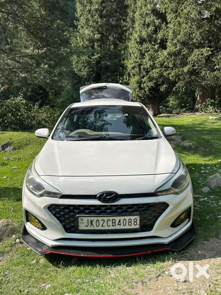 Hyundai I20 2018 Diesel,neat And Clean Car Top Model,push Button Start