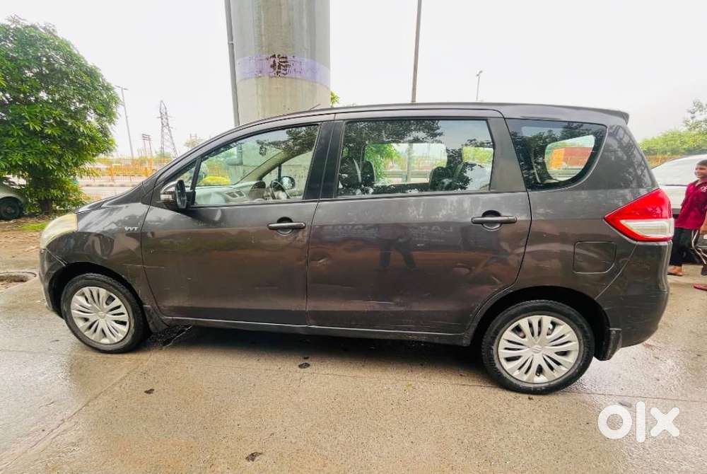 Maruti Suzuki Ertiga Vxi Abs Bs Iv, 2015, Petrol