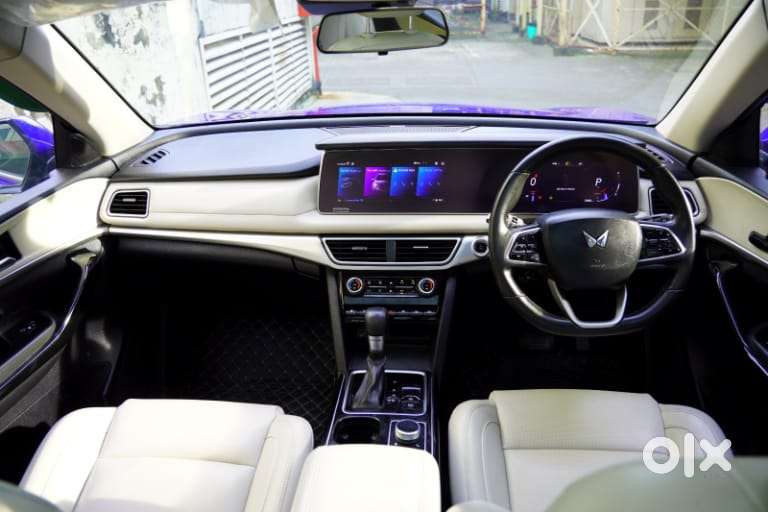 Mahindra Xuv700 Ax7 Awd, 2022, Diesel