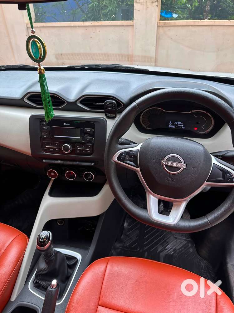 Nissan Magnate 2021