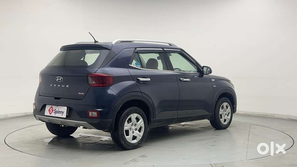 Hyundai Venue S Turbo Dct, 2020, Petrol