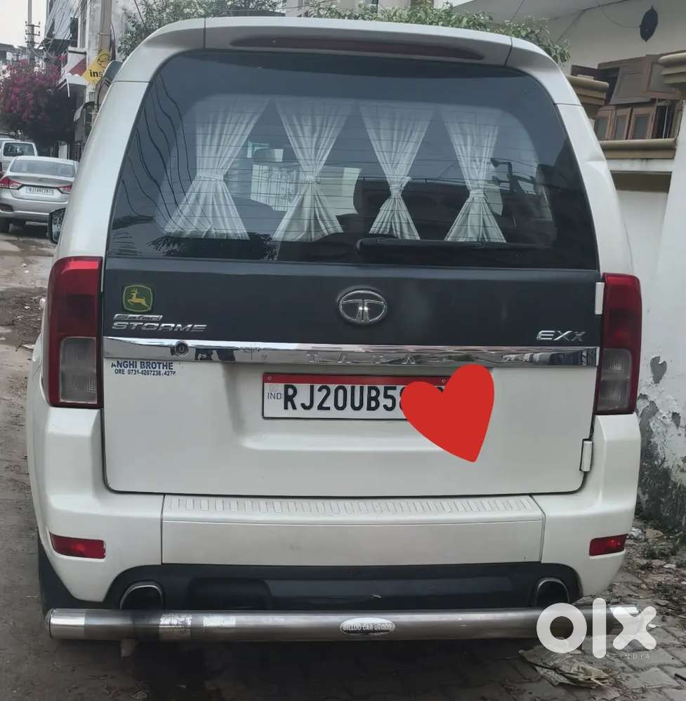 Safari Strome Showroom Condition