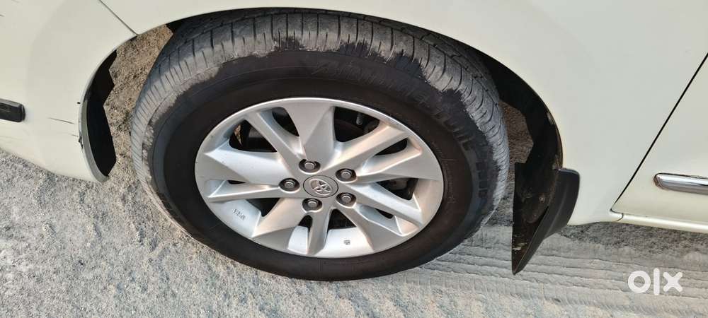 Toyota Innova Crysta 2.4 V, 2020