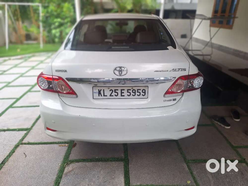 Toyota Corolla Altis 2013 Diesel Good Condition Company Serviced