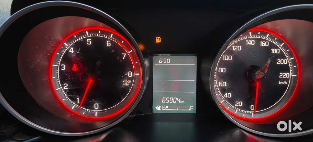 Maruti Suzuki Swift 2023 Petrol 65000 Km Driven