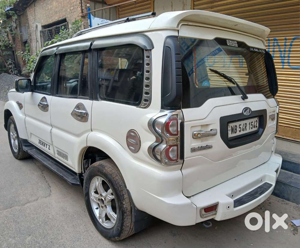 Mahindra Scorpio S10, 2016, Diesel