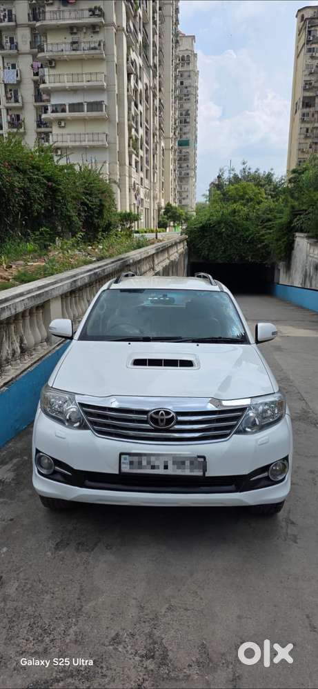 Toyota Fortuner 4x2 At, 2016, Diesel