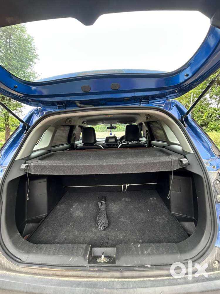 Mint Condition  Imported Alloys  Sony Music System  Leather Seats