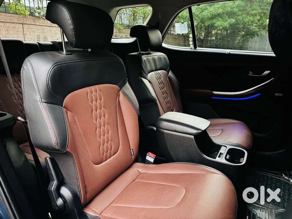 Hyundai Alcazar 2.0 Signature (o) Petrol At 6 Str, 2022, Petrol