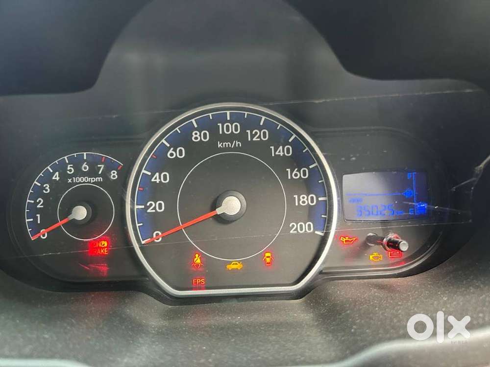 Hyundai I10 Sportz 2012 Petrol