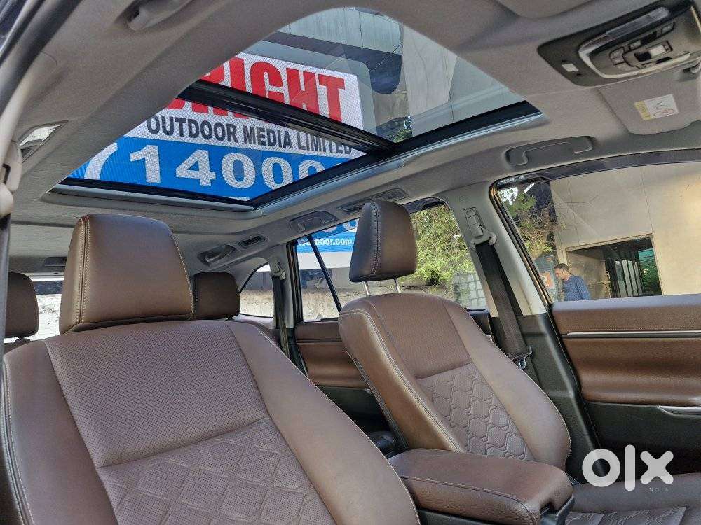 Toyota Innova Hycross 2.0 Zx (o) Hybrid 7 Str, 2024, Petrol