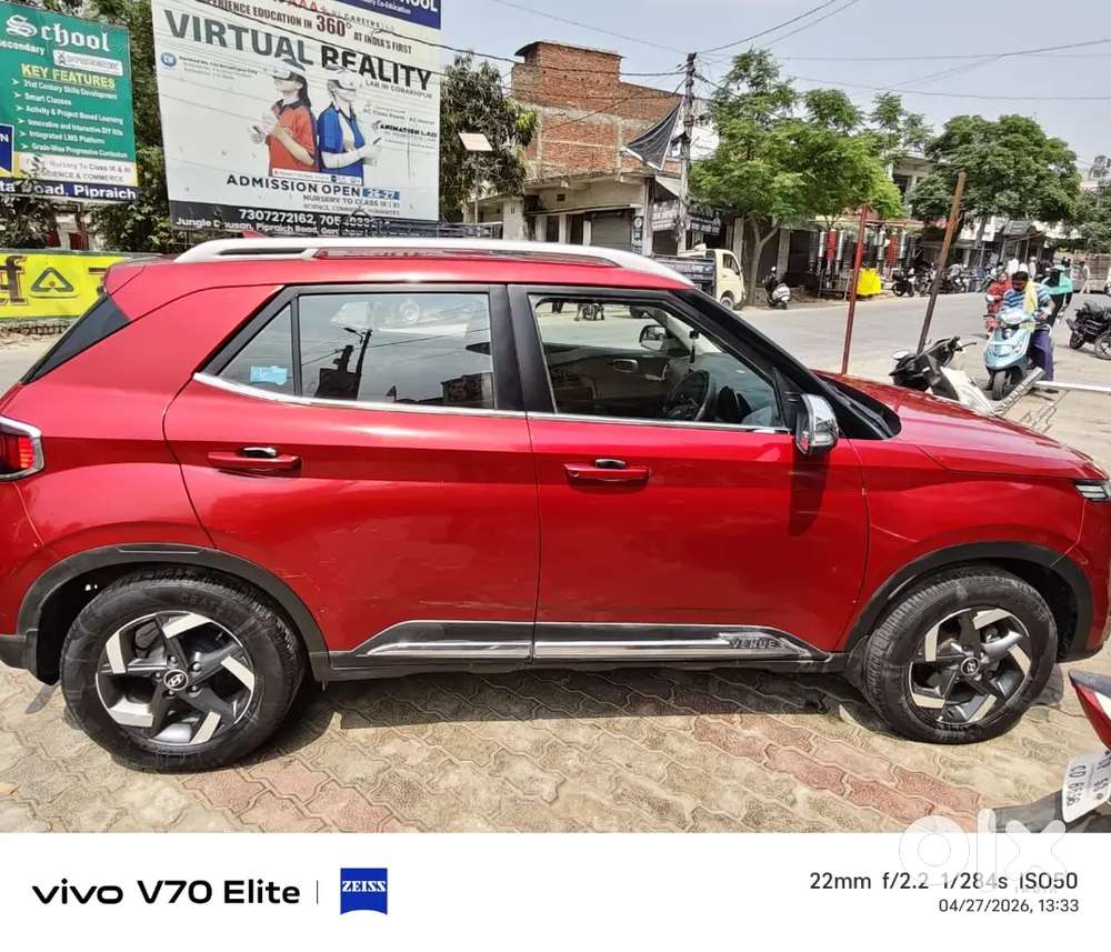 Hyundai Venue 2019 Petrol 51000 Km Driven