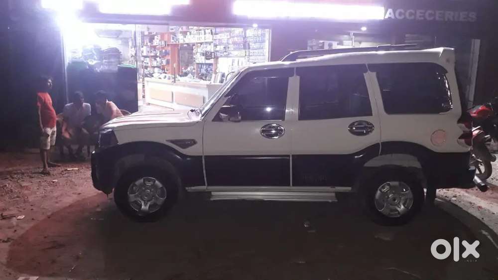 Mahindra Scorpio 2.2 S3 2018