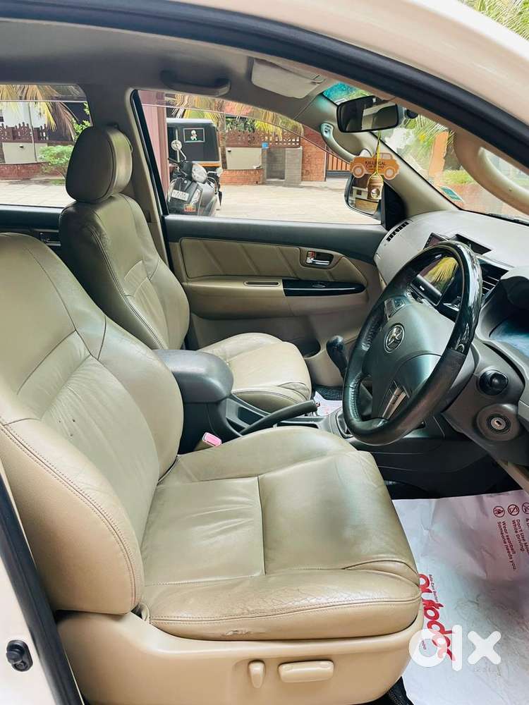 Toyota Fortuner Diesel 2012