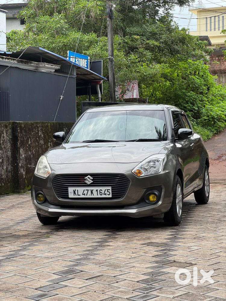 Maruti Suzuki Swift Vxi + Manual, 2021, Petrol