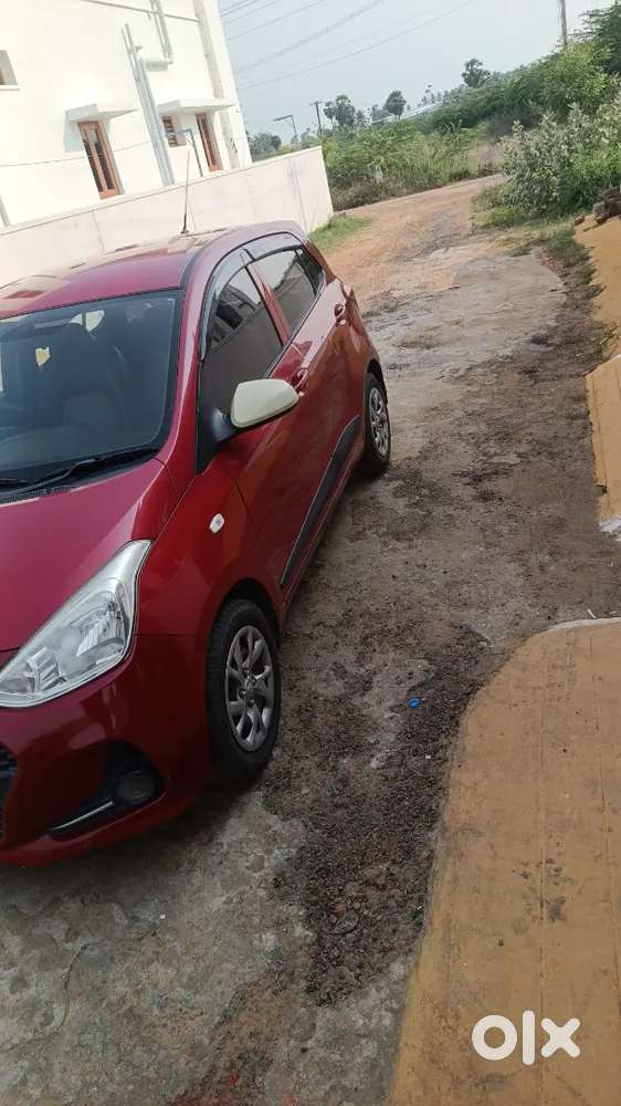 Hyundai Grand I10 2017 Petrol 91000 Km Driven