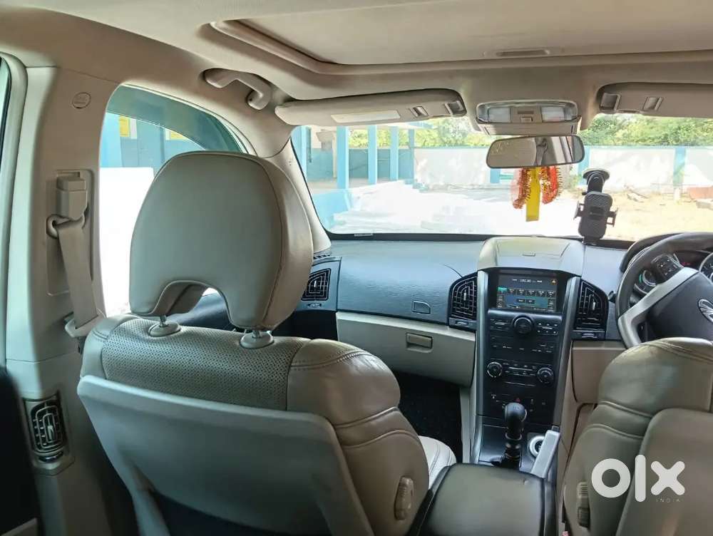 Mahindra Xuv500 2016 Top End Vehicle