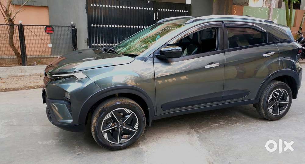 Tata Nexon Smart Plus1.2 Revotron Petrol 5 Mt, 2024, Petrol