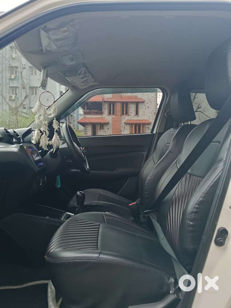 Maruti Suzuki Swift Vxi + Manual, 2023, Petrol