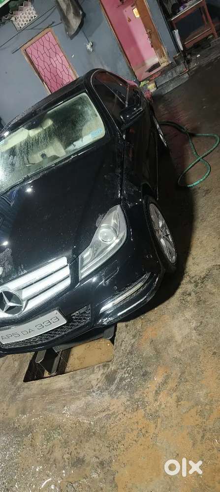 Mercedes-benz C-class 2013 Diesel 188000 Km Driven