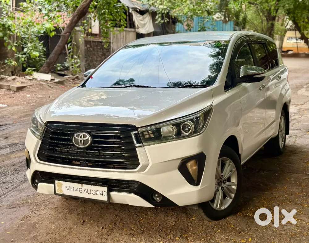 Toyota Innova Crysta 2.8 Zx At 7 Seater, 2016, Diesel