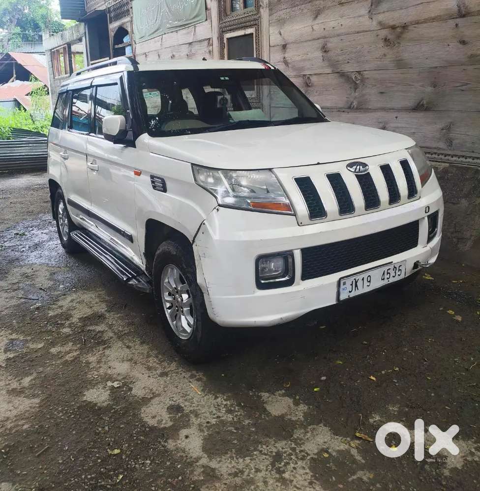 Mahindra Tuv 300 2017
